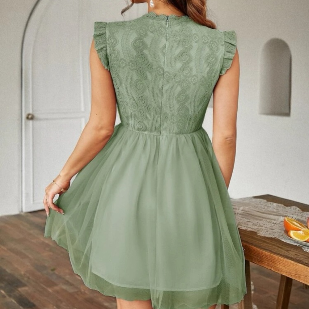 Boho green lace insert mesh ruffle hem mini dress - Picture 3 of 4